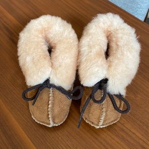 Baby size 1 Minnetonka slippers